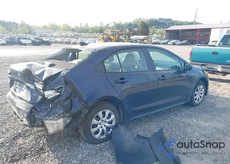 2020 Toyota Corolla Le z USA, uszkodzony, nr VIN 5YFEPRAE2LP110672